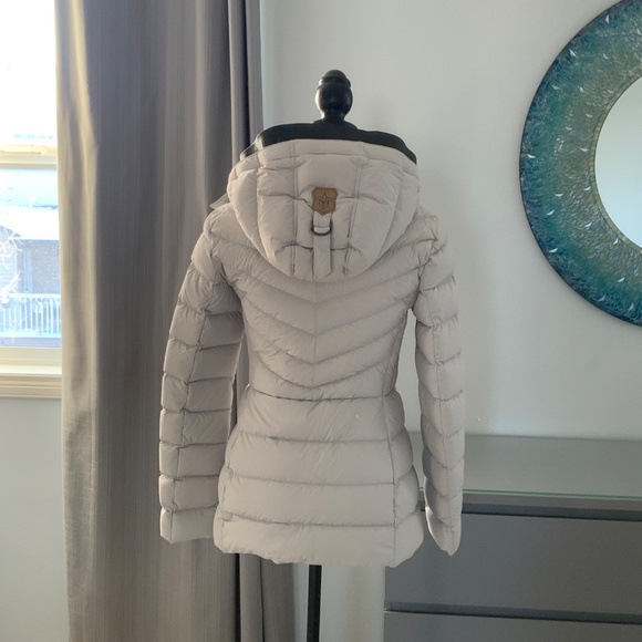 Mackage light grey puffer NWOT - Picture 5 of 7